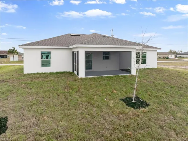 2212 NE 6th  AVE, Cape Coral, FL 33909