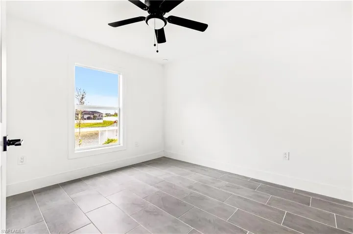 2212 NE 6th  AVE, Cape Coral, FL 33909