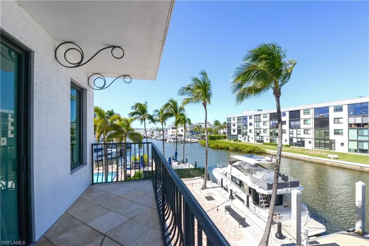 Guest suite lanai with Naples Bay view