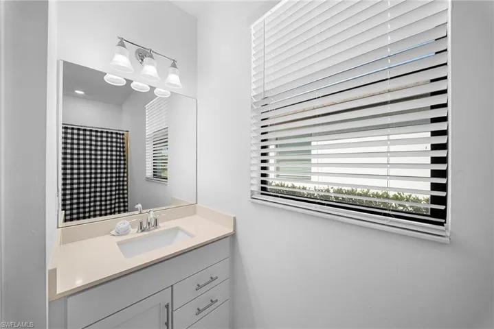 18335  Ridgeline  DR, Estero, FL 33928