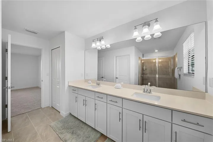 18335  Ridgeline  DR, Estero, FL 33928