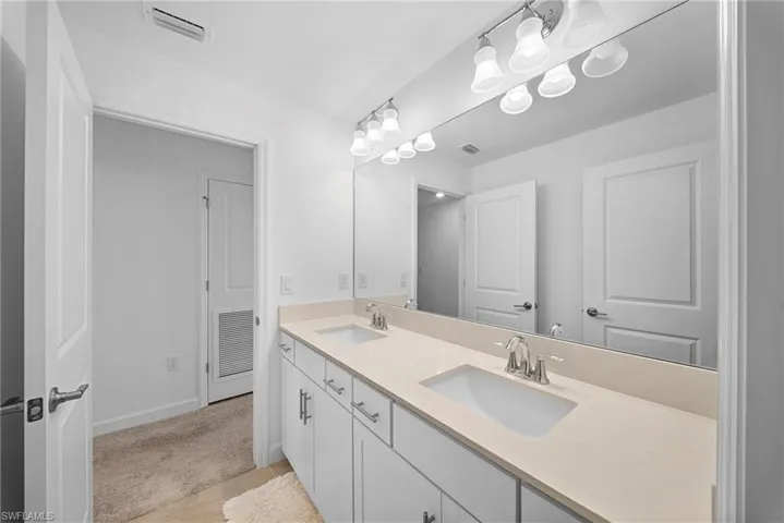 18335  Ridgeline  DR, Estero, FL 33928
