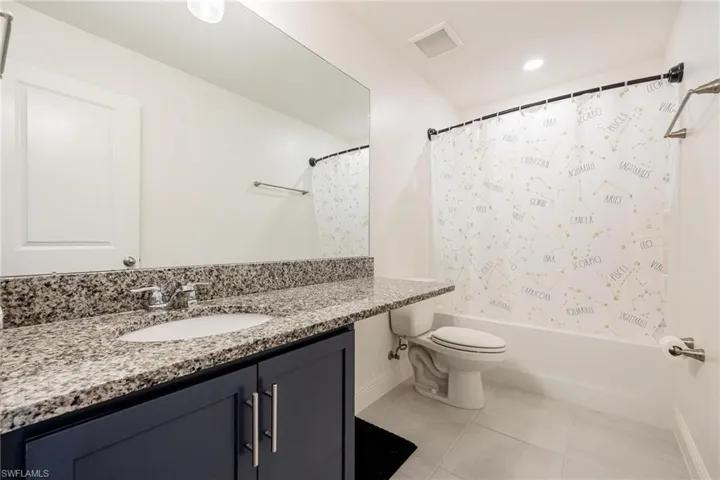 Full guest bathroom