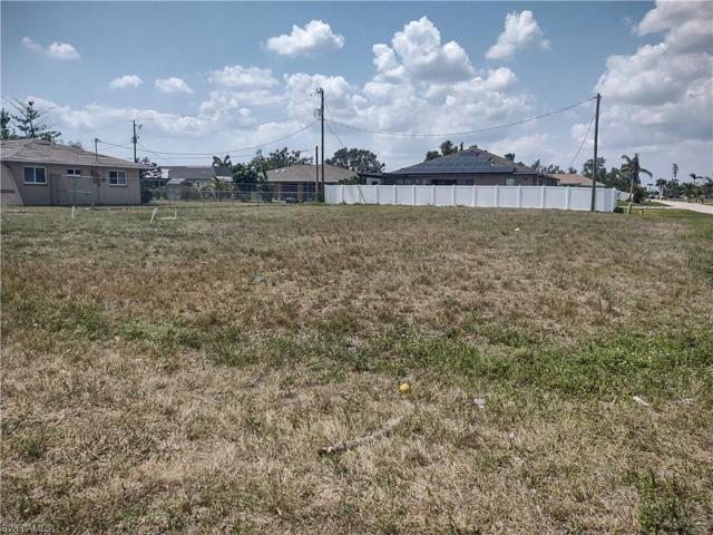 911 SW 35th TER, CAPE CORAL FL 33914