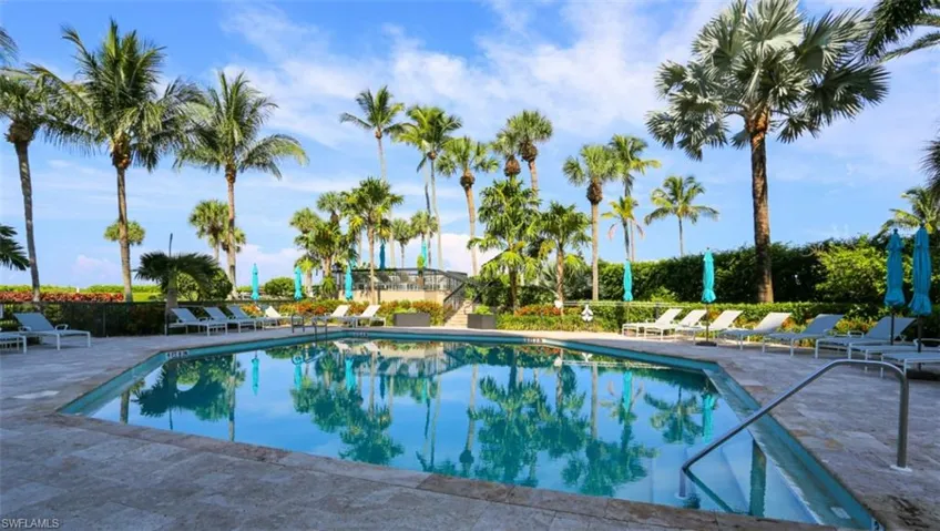 4551 Gulf Shore Blvd N 301, Naples, Florida 34103