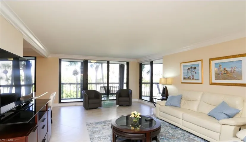 4551 Gulf Shore Blvd N 301, Naples, Florida 34103