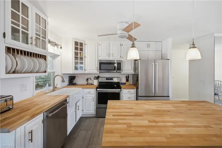 24708 Carnoustie Ct, Bonita Springs, Florida 34135