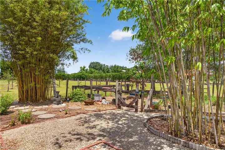 6670 Pangola Rd, Fort Myers, Florida 33905
