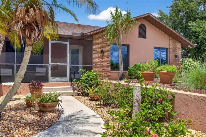 6670 Pangola Rd, Fort Myers, Florida 33905