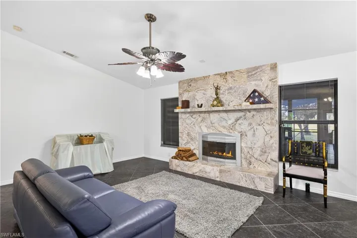 6670 Pangola Rd, Fort Myers, Florida 33905