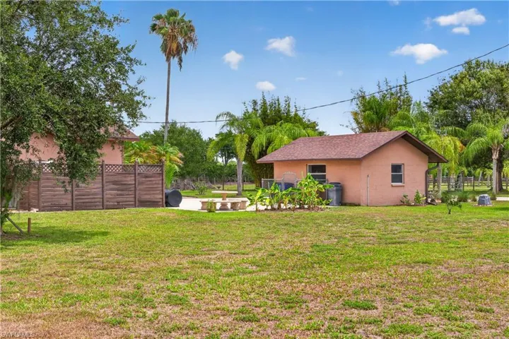 6670 Pangola Rd, Fort Myers, Florida 33905