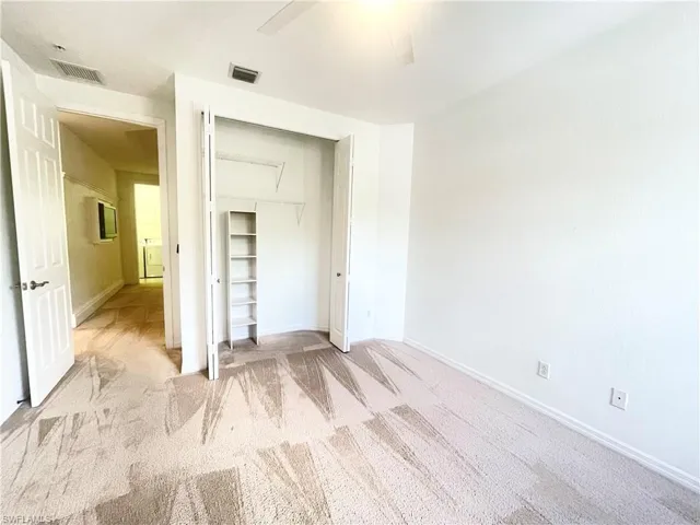 1370  Mariposa  CIR, Naples, FL 34105