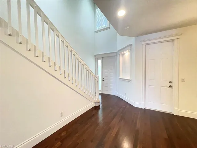 1370  Mariposa  CIR, Naples, FL 34105