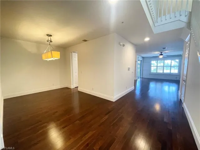 1370  Mariposa  CIR, Naples, FL 34105