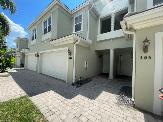 1370  Mariposa  CIR, Naples, FL 34105
