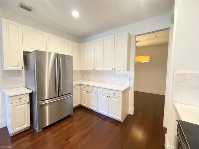 1370  Mariposa  CIR, Naples, FL 34105