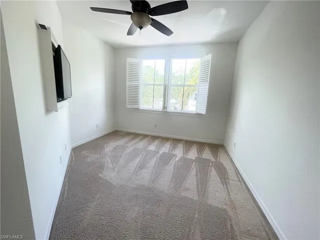 1370  Mariposa  CIR, Naples, FL 34105