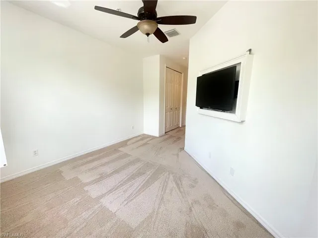 1370  Mariposa  CIR, Naples, FL 34105