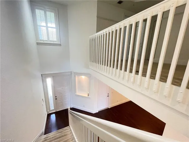 1370  Mariposa  CIR, Naples, FL 34105