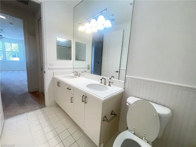 1370  Mariposa  CIR, Naples, FL 34105