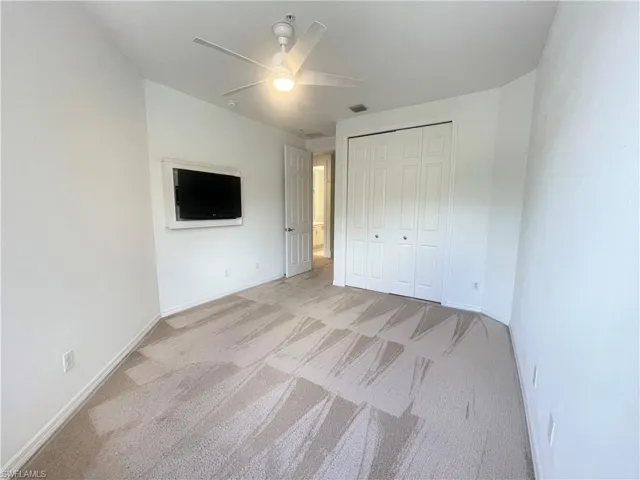 1370  Mariposa  CIR, Naples, FL 34105