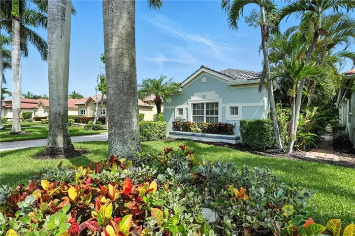 7579  Key Deer  CT, Fort Myers, FL 33966