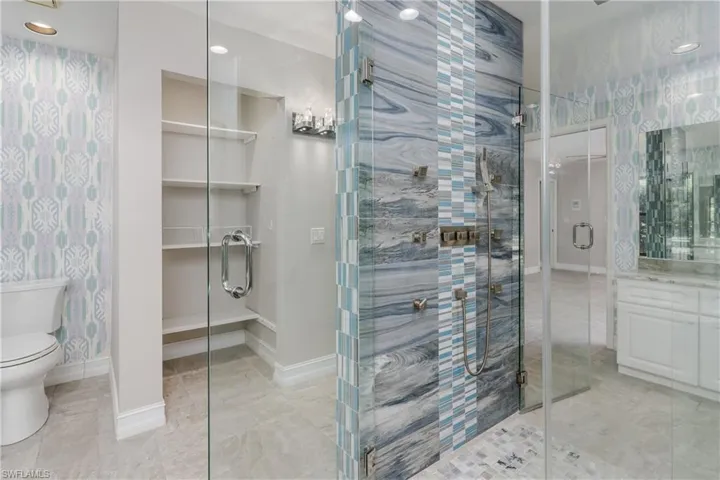 5532  Foxhunt  WAY, Naples, FL 34104
