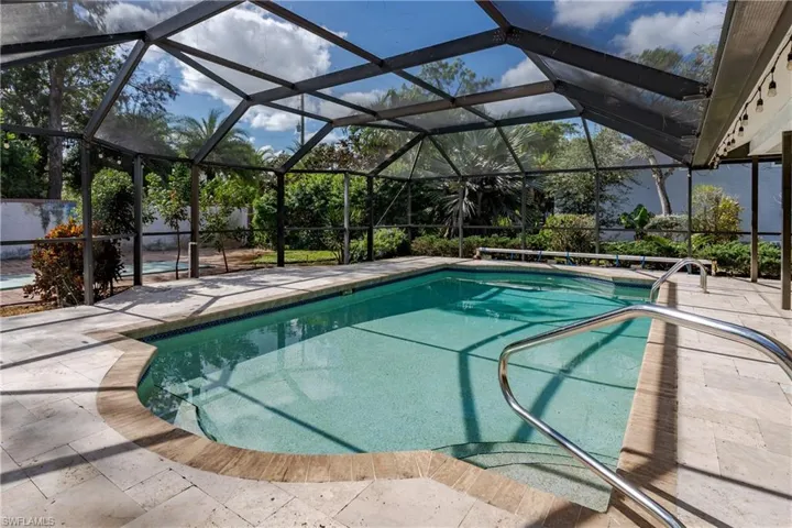 5532  Foxhunt  WAY, Naples, FL 34104