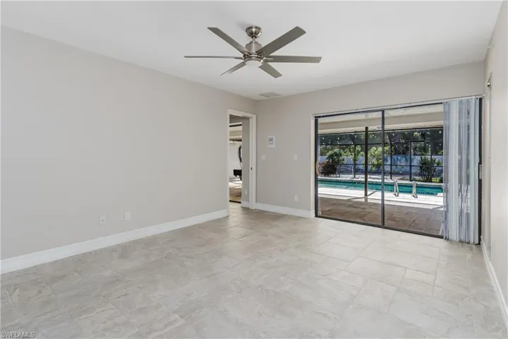 5532  Foxhunt  WAY, Naples, FL 34104