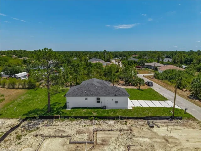 Aerial view of property and surrounding area