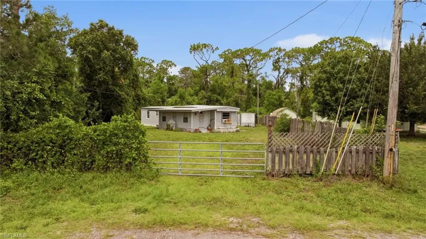 18341 Wayne Dr, North Fort Myers, Florida 33917