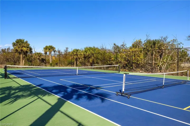 2230 Camino Del Mar Dr, Sanibel, Florida 33957