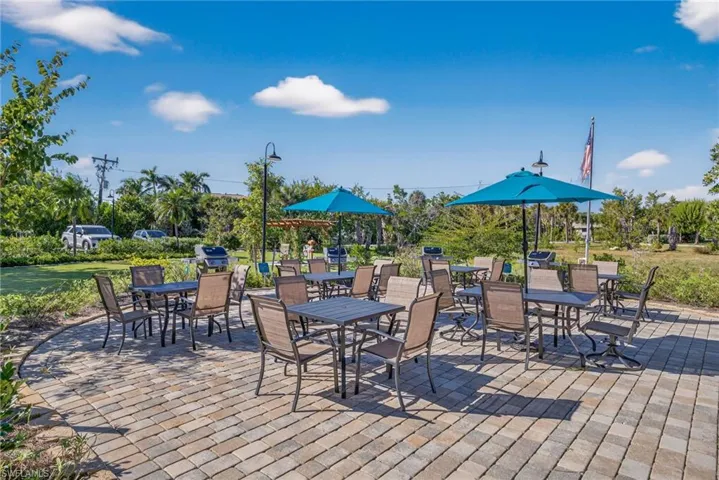 2230 Camino Del Mar Dr, Sanibel, Florida 33957