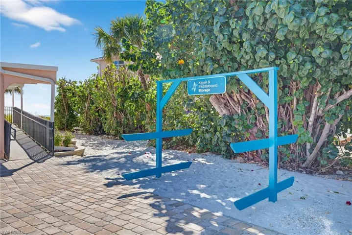 2230 Camino Del Mar Dr, Sanibel, Florida 33957