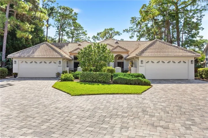 This attached villa is beautifully landscaped in such a way, you might forget it's an attached villa!