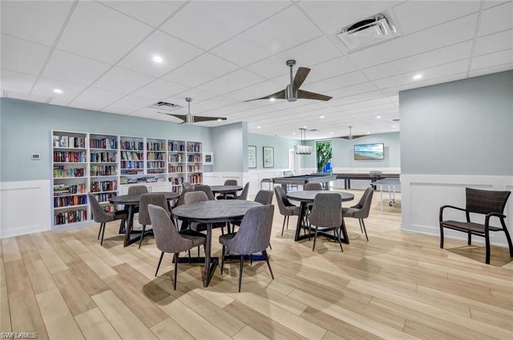 555  Park Shore  DR, Naples, FL 34103