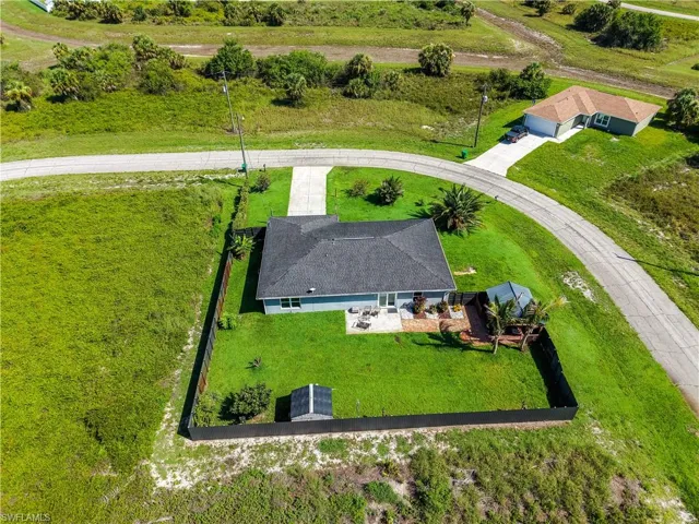 1220 Moore Run, Labelle, Florida 33935