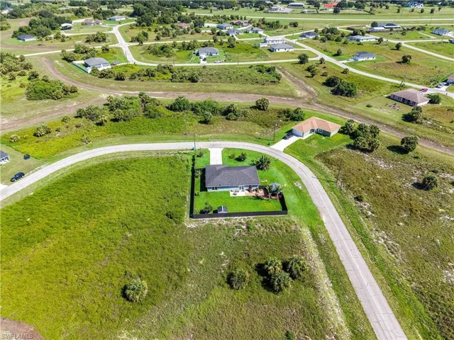 1220 Moore Run, Labelle, Florida 33935