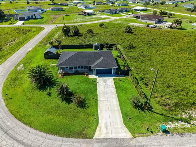 1220 Moore Run, Labelle, Florida 33935