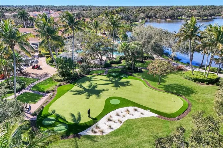 5808 Drummond Way, Naples, Florida 34119