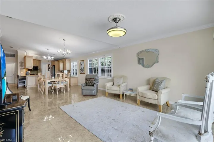 5808 Drummond Way, Naples, Florida 34119