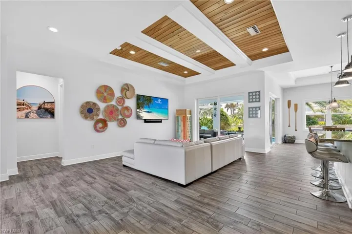 118 Bermuda Rd, Marco Island, Florida 34145