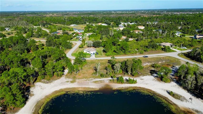 412 Juneau DR, LEHIGH ACRES FL 33974
