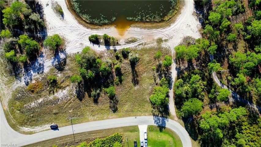 412 Juneau DR, LEHIGH ACRES FL 33974