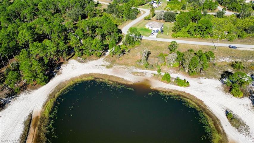 412 Juneau DR, LEHIGH ACRES FL 33974