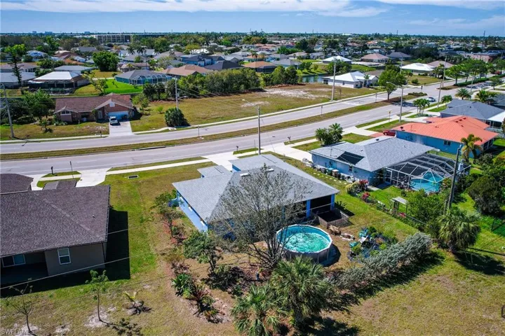 Bird's eye view featuring a residential view