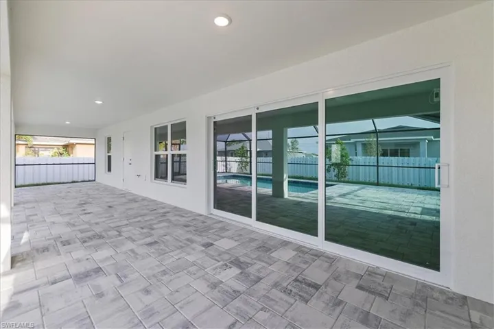 423 NE 20th  ST, Cape Coral, FL 33993