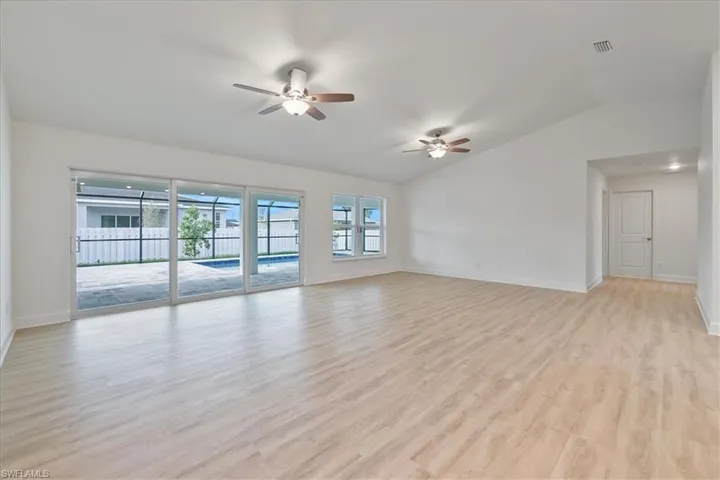 423 NE 20th  ST, Cape Coral, FL 33993