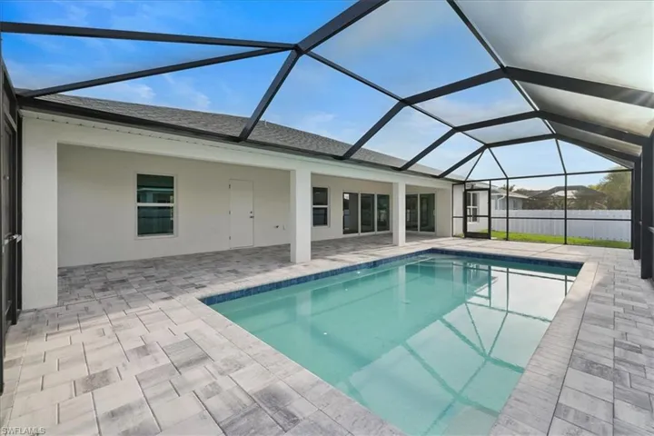 423 NE 20th  ST, Cape Coral, FL 33993