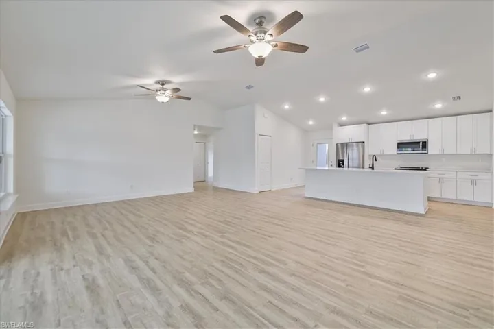 423 NE 20th  ST, Cape Coral, FL 33993